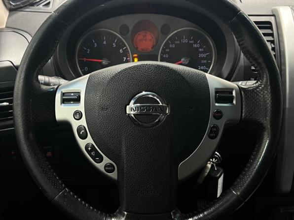 Nissan X-Trail II с пробегом 2010 года, цена 1 089 000 рублей, 304000 км, внедорожник, Автокод Объявления