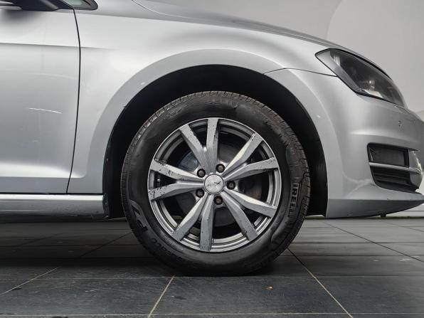 Volkswagen Golf VII с пробегом 2014 года, цена 999 000 рублей, 248330 км, хэтчбек, Автокод Объявления
