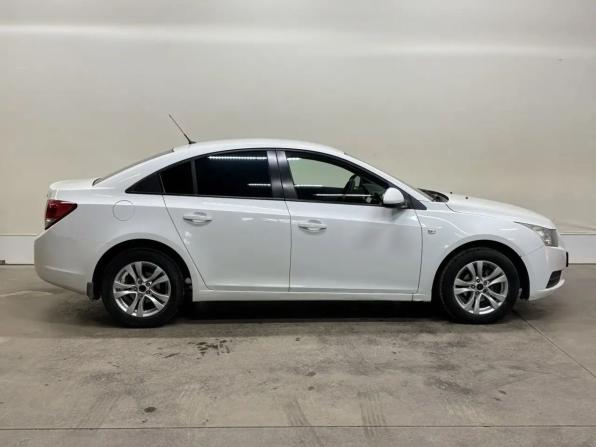Chevrolet Cruze I Рестайлинг с пробегом 2012 года, цена 517 000 рублей, 240000 км, седан, Автокод Объявления