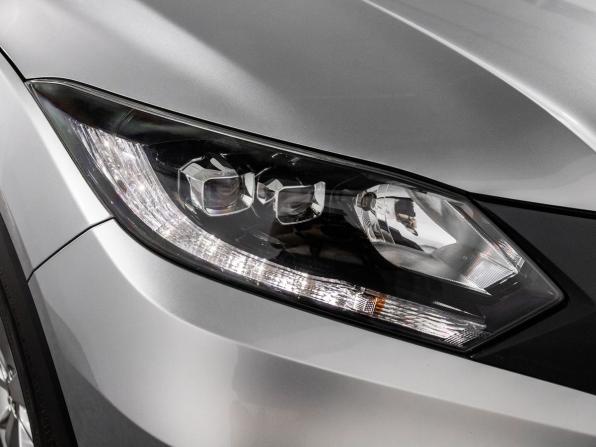 Honda Vezel I с пробегом 2014 года, цена 1 800 000 рублей, 40312 км, внедорожник, Автокод Объявления
