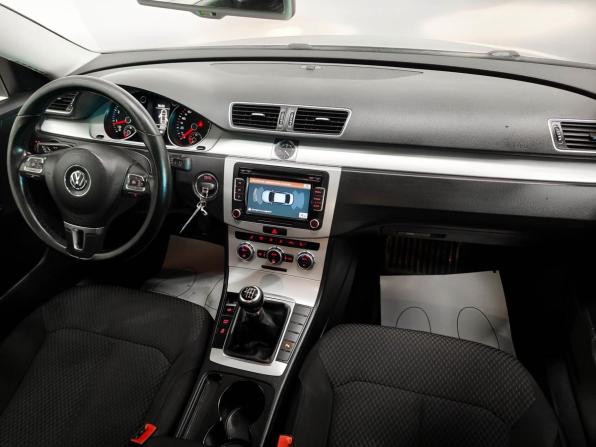 Volkswagen Passat B7 с пробегом 2012 года, цена 870 000 рублей, 128934 км, седан, Автокод Объявления