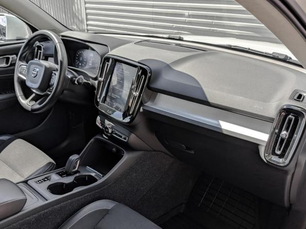 Volvo XC40 I с пробегом 2020 года, цена 3 200 000 рублей, 103076 км, внедорожник, Автокод Объявления
