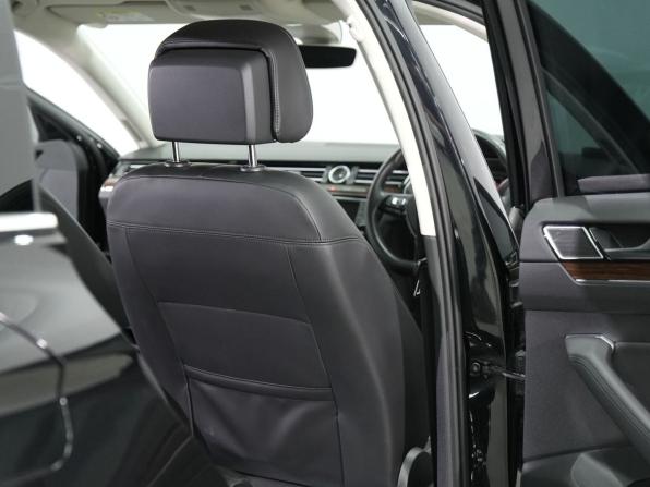 Volkswagen Passat B8 с пробегом 2015 года, цена 1 845 000 рублей, 78000 км, универсал, Автокод Объявления