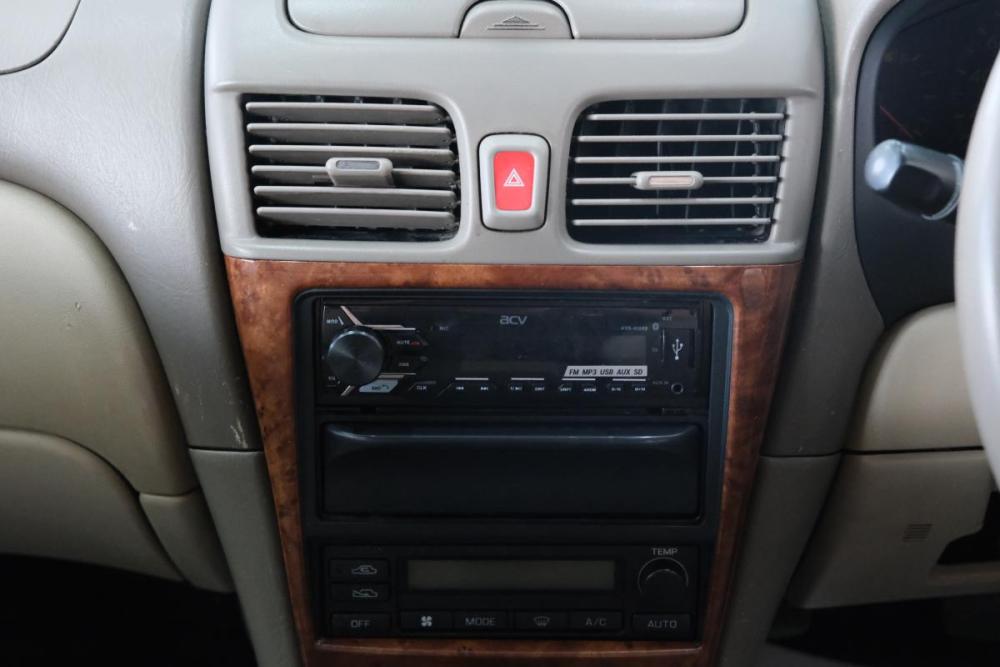 Nissan Bluebird Sylphy I (G10) Омск  - изображение 16