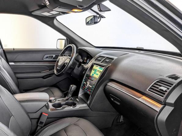 Ford Explorer V Рестайлинг 2 с пробегом 2018 года, цена 2 990 000 рублей, 212530 км, внедорожник, Автокод Объявления