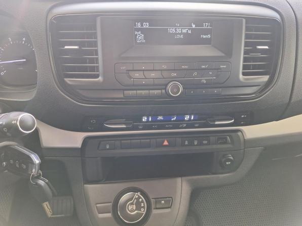 Peugeot Traveller I с пробегом 2021 года, цена 3 040 000 рублей, 102267 км, минивэн, Автокод Объявления