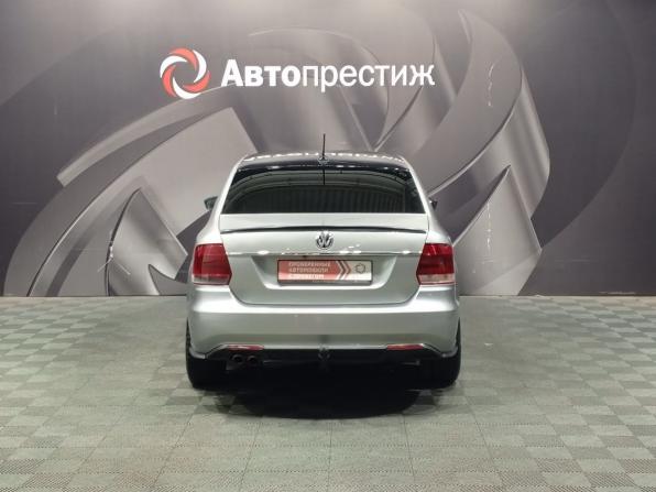 Volkswagen Polo V Рестайлинг с пробегом 2017 года, цена 1 150 000 рублей, 137680 км, седан, Автокод Объявления