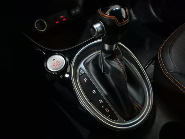 Kia Soul II Рестайлинг с пробегом 2018 года, цена 1 660 000 рублей, 86793 км, хэтчбек, Автокод Объявления