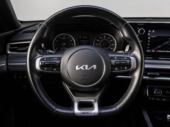 Kia K5 III с пробегом 2023 года, цена 3 089 000 рублей, 27594 км, седан, Автокод Объявления