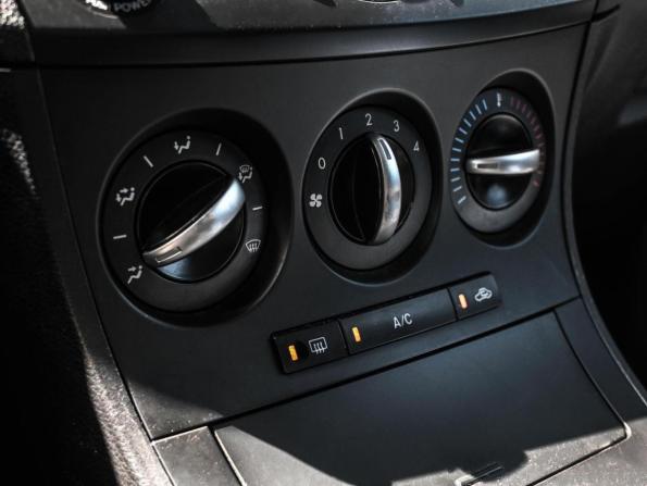 Mazda 3 II (BL) Рестайлинг с пробегом 2012 года, цена 918 070 рублей, 181177 км, седан, Автокод Объявления