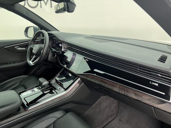 Audi Q8 I (4M) с пробегом 2019 года, цена 7 700 000 рублей, 36672 км, внедорожник, Автокод Объявления