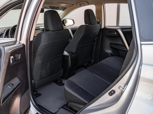 Toyota RAV4 IV (XA40) с пробегом 2012 года, цена 2 120 000 рублей, 248606 км, внедорожник, Автокод Объявления