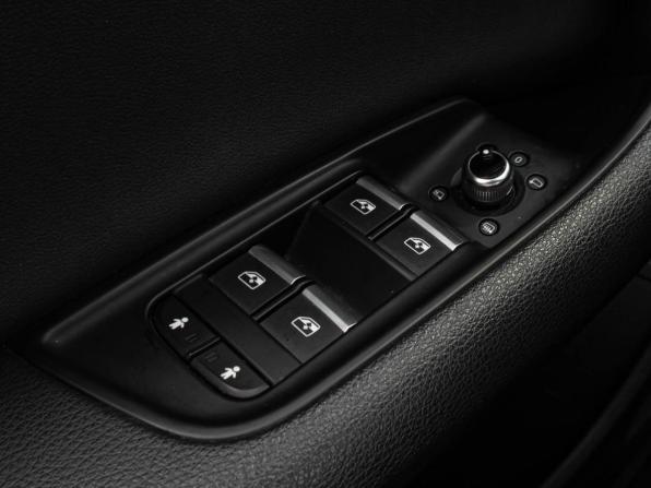 Audi Q7 II (4M) Рестайлинг с пробегом 2019 года, цена 5 200 000 рублей, 82634 км, внедорожник, Автокод Объявления