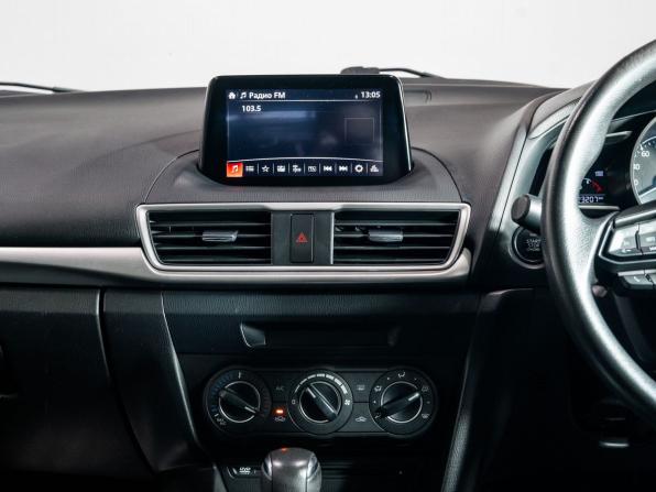 Mazda Axela III Рестайлинг с пробегом 2017 года, цена 1 290 000 рублей, 123210 км, хэтчбек, Автокод Объявления