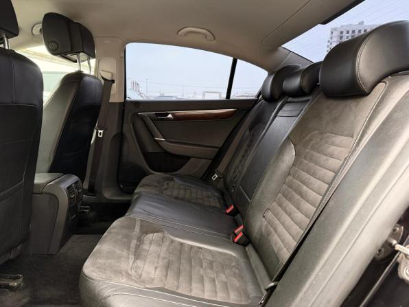 Volkswagen Passat B7 с пробегом 2012 года, цена 875 000 рублей, 259404 км, седан, Автокод Объявления