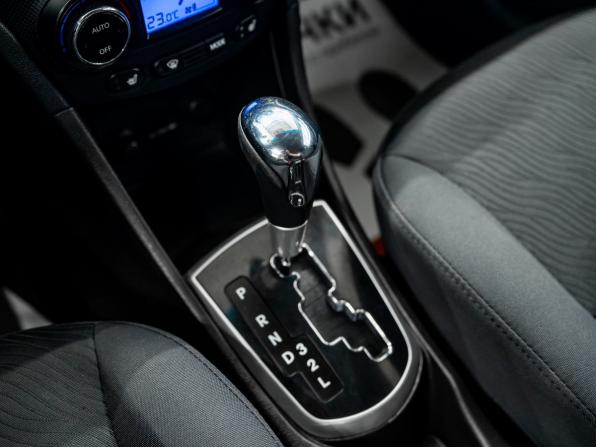 Hyundai Solaris I с пробегом 2013 года, цена 1 000 000 рублей, 164683 км, седан, Автокод Объявления