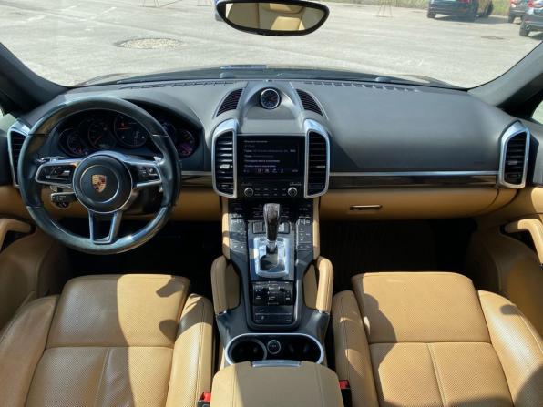 Porsche Cayenne II Рестайлинг (958) с пробегом 2017 года, цена 4 729 000 рублей, 142355 км, внедорожник, Автокод Объявления