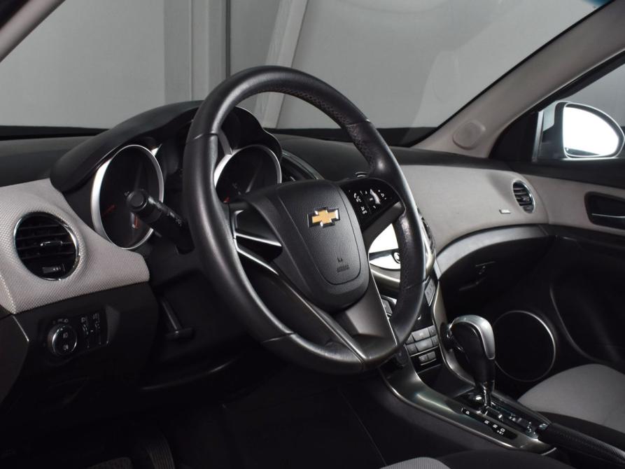 Chevrolet Cruze I Рестайлинг Кемерово  - изображение 7