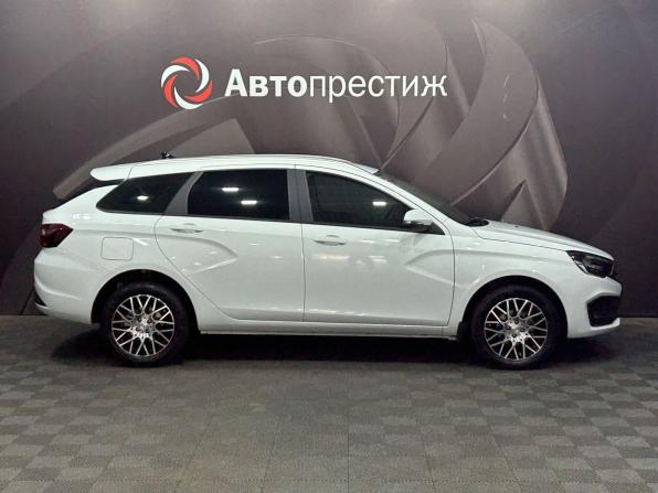 Lada (ВАЗ) Vesta I Рестайлинг (NG) с пробегом 2024 года, цена 1 470 000 рублей, 450 км, универсал, Автокод Объявления