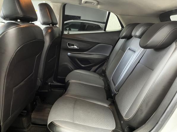 Opel Mokka I с пробегом 2014 года, цена 1 065 000 рублей, 181000 км, внедорожник, Автокод Объявления