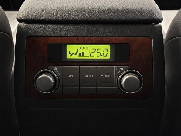 Toyota Highlander II (XU40) Рестайлинг с пробегом 2012 года, цена 1 947 000 рублей, 187400 км, внедорожник, Автокод Объявления