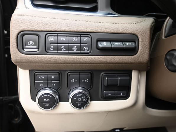 GMC Yukon V с пробегом 2022 года, цена 15 458 900 рублей, 12115 км, внедорожник, Автокод Объявления
