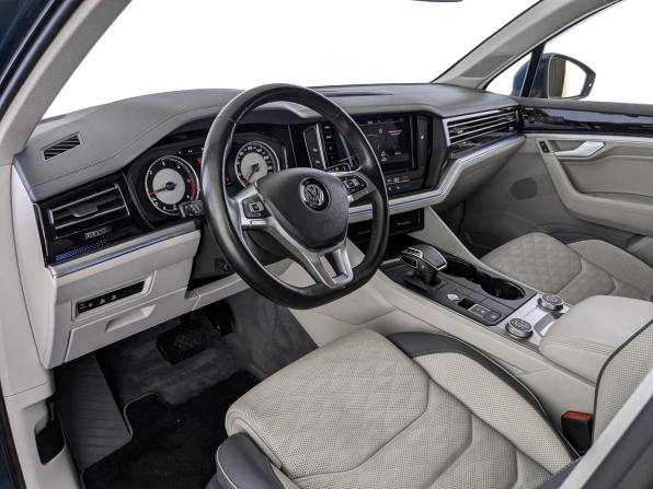 Volkswagen Touareg III с пробегом 2018 года, цена 3 970 000 рублей, 258853 км, внедорожник, Автокод Объявления