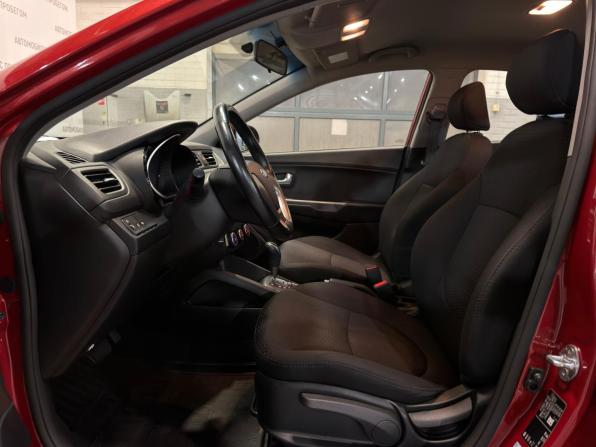 Kia Rio III Рестайлинг с пробегом 2015 года, цена 1 249 000 рублей, 37000 км, седан, Автокод Объявления
