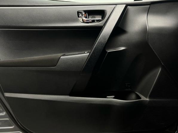 Toyota Corolla XI (E160 E170 E180) с пробегом 2014 года, цена 979 000 рублей, 207634 км, седан, Автокод Объявления