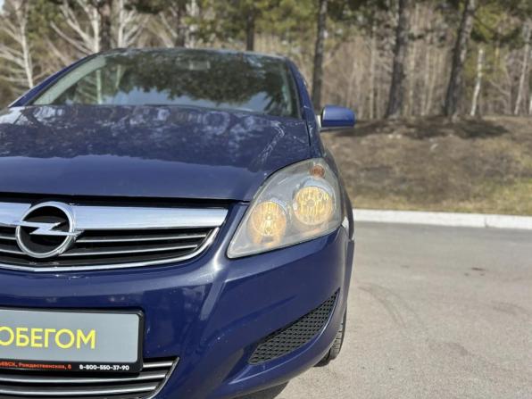 Opel Zafira B Рестайлинг с пробегом 2012 года, цена 670 000 рублей, 242000 км, минивэн, Автокод Объявления