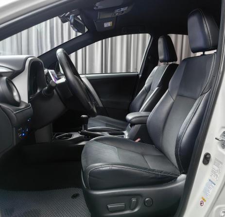 Toyota RAV4 IV (XA40) Рестайлинг с пробегом 2017 года, цена 2 888 000 рублей, 124452 км, внедорожник, Автокод Объявления