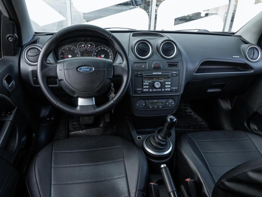 Ford Fiesta Mk5 Ставрополь  - изображение 6