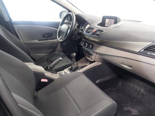 Renault Megane III с пробегом 2010 года, цена 500 000 рублей, 255692 км, универсал, Автокод Объявления