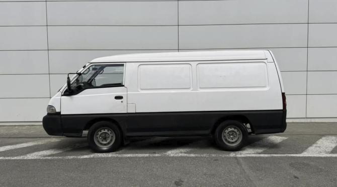 Hyundai Grace с пробегом 2001 года, цена 460 000 рублей, 100000 км, минивэн, Автокод Объявления