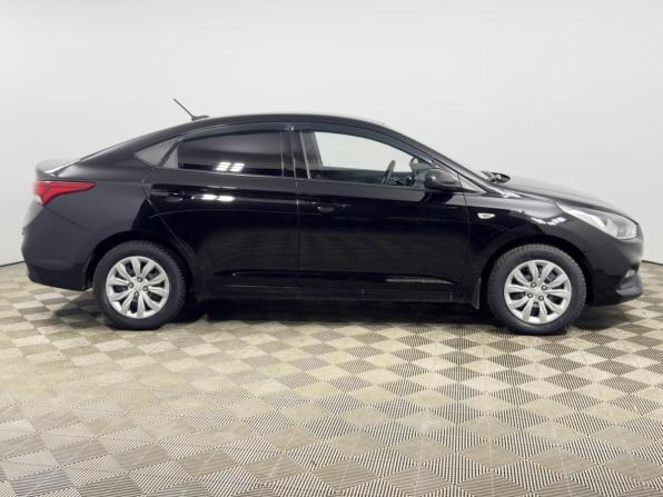 Hyundai Solaris II с пробегом 2019 года, цена 1 098 900 рублей, 146966 км, седан, Автокод Объявления