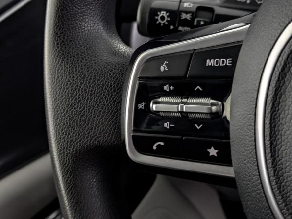 Kia Carnival IV с пробегом 2021 года, цена 3 440 000 рублей, 110533 км, минивэн, Автокод Объявления