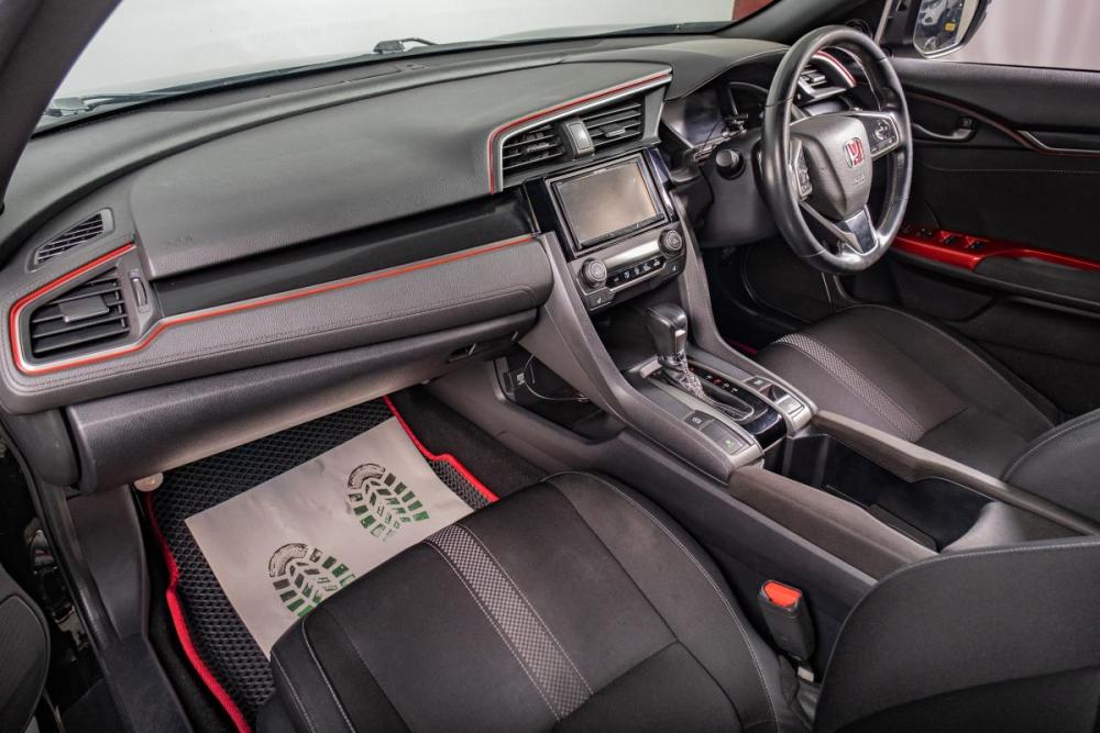Honda Civic X Томск  - изображение 18