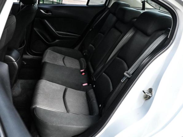 Mazda 3 III (BM) с пробегом 2014 года, цена 1 499 000 рублей, 74268 км, седан, Автокод Объявления