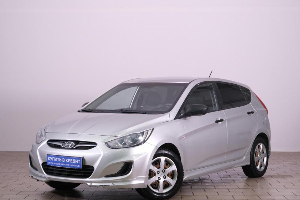 Hyundai Solaris I Омск  - изображение 4