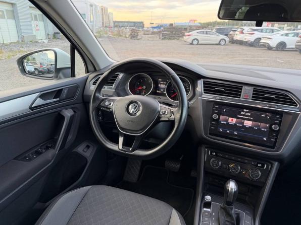Volkswagen Tiguan II с пробегом 2019 года, цена 1 695 000 рублей, 220000 км, внедорожник, Автокод Объявления