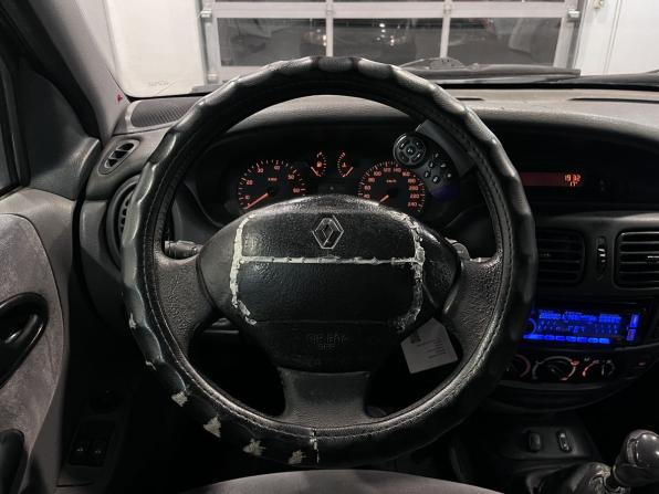 Renault Megane I Рестайлинг с пробегом 2000 года, цена 100 000 рублей, 457676 км, хэтчбек, Автокод Объявления