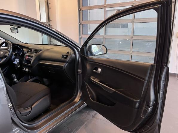 Kia Rio III с пробегом 2012 года, цена 595 000 рублей, 280625 км, седан, Автокод Объявления