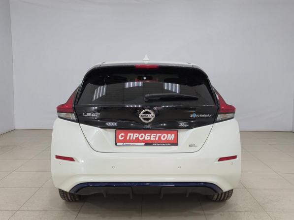 Nissan Leaf II (ZE1) с пробегом 2019 года, цена 1 980 000 рублей, 53097 км, хэтчбек, Автокод Объявления