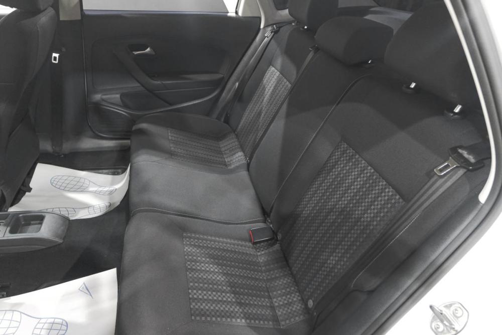 Volkswagen Polo V Рестайлинг Новокузнецк  - изображение 22