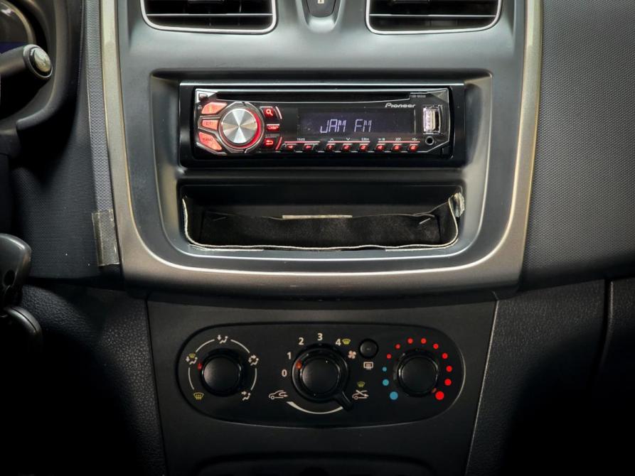 Renault Logan II Екатеринбург  - изображение 9