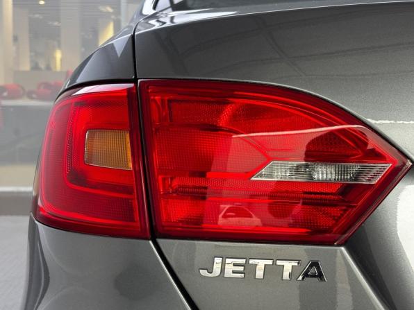 Volkswagen Jetta VI с пробегом 2013 года, цена 985 000 рублей, 235000 км, седан, Автокод Объявления
