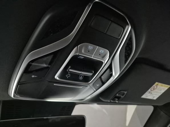 Geely Coolray I Рестайлинг с пробегом 2024 года, цена 2 195 000 рублей, 16573 км, внедорожник, Автокод Объявления
