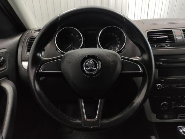 Skoda Yeti I Рестайлинг с пробегом 2014 года, цена 1 150 000 рублей, 123200 км, внедорожник, Автокод Объявления