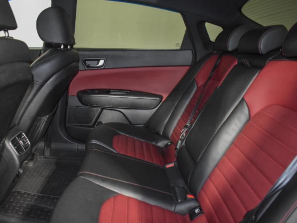 Kia Optima IV Рестайлинг с пробегом 2019 года, цена 2 029 000 рублей, 109102 км, седан, Автокод Объявления