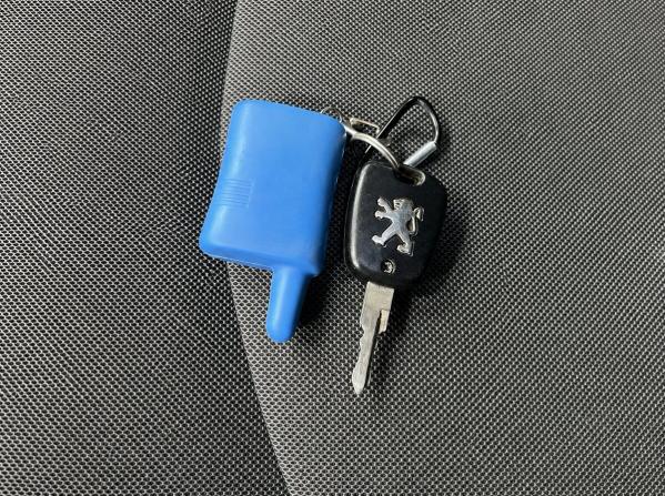 Peugeot 206 с пробегом 2007 года, цена 319 000 рублей, 139000 км, хэтчбек, Автокод Объявления
